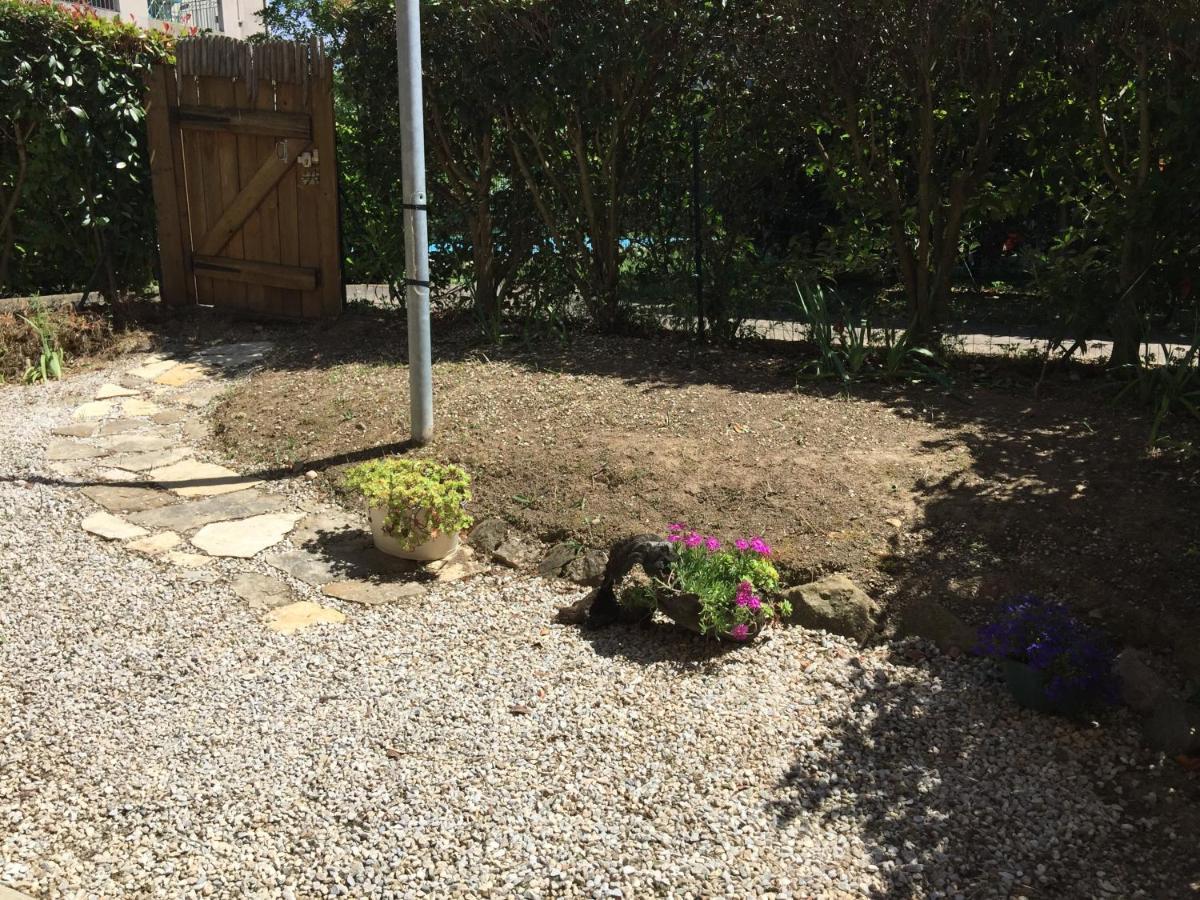 Les Iris Apartment Carcassonne Luaran gambar